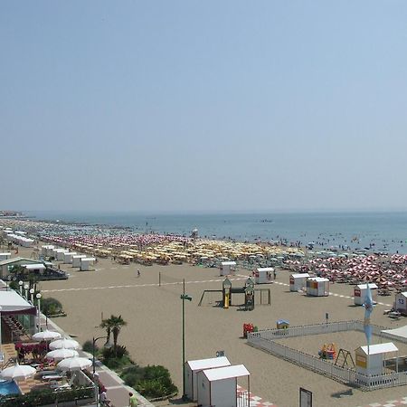 Hotel Royal Garni Caorle Zewnętrze zdjęcie