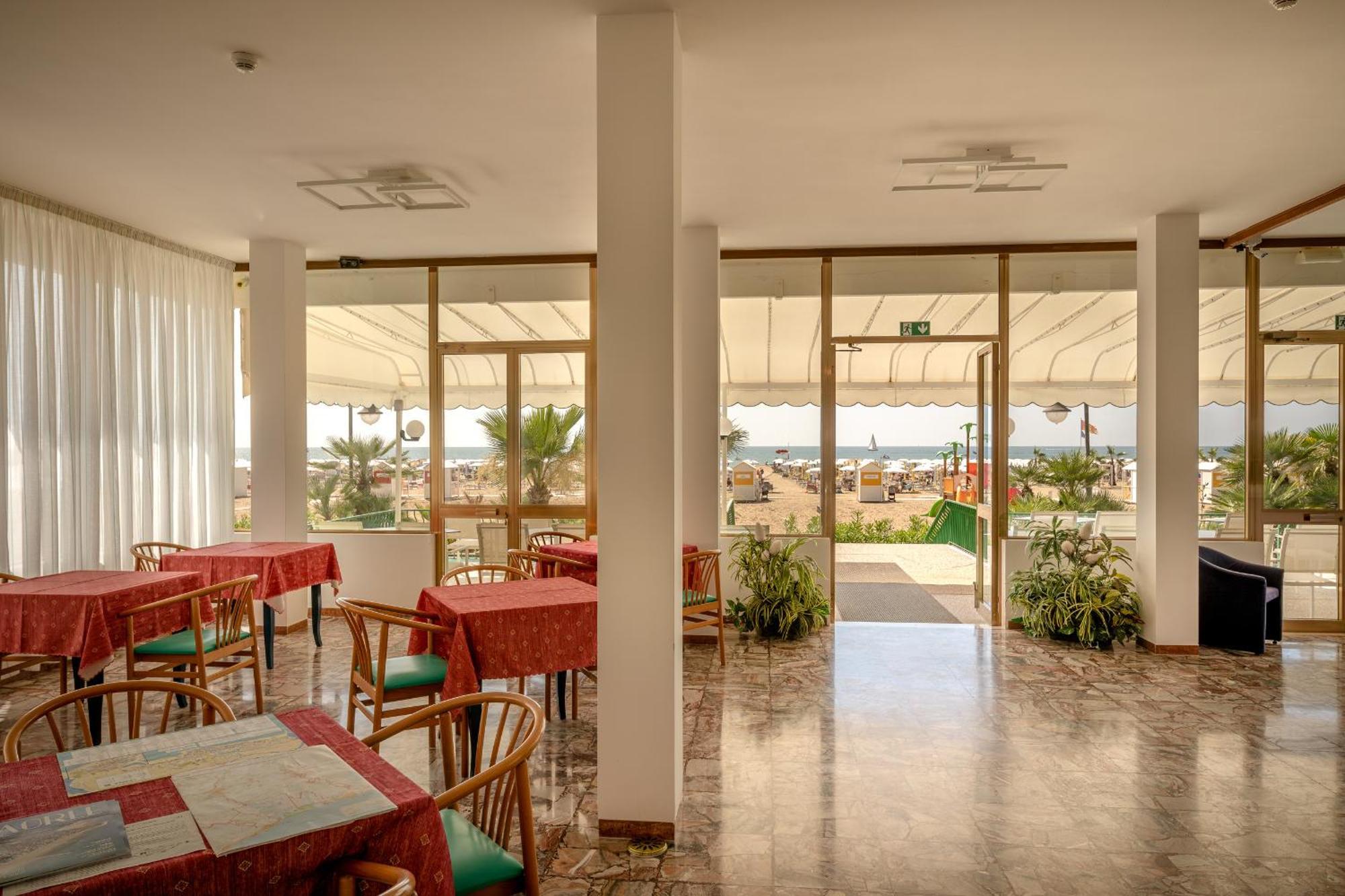 Hotel Royal Garni Caorle Zewnętrze zdjęcie